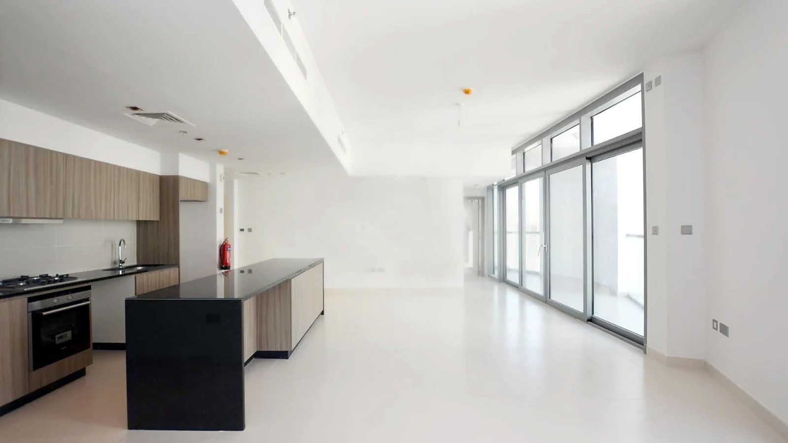Open plan living room and kitchen, 3 bedroom apartment for sale in Shams Meera, Al Reem Island